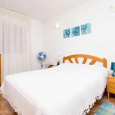 Espanatour Apartamento Tomillo * Торевьиа